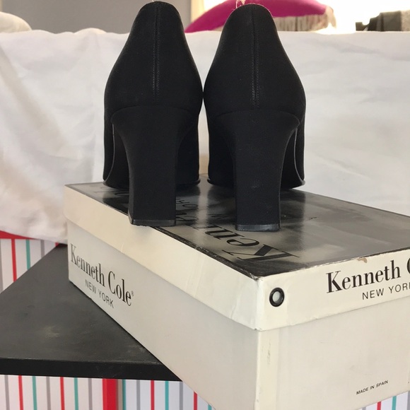 Classic Black Square Toe Kenneth Cole Pumps, sz 9 - Picture 6 of 8